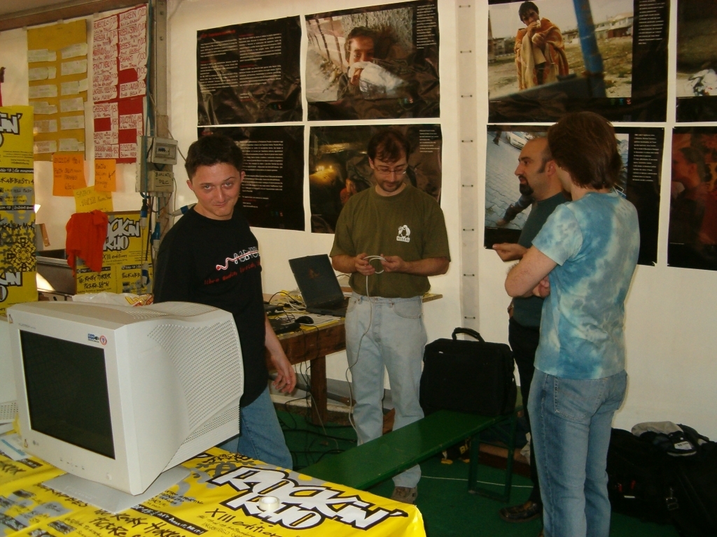 2004-09-18-rockinrho-02.JPG